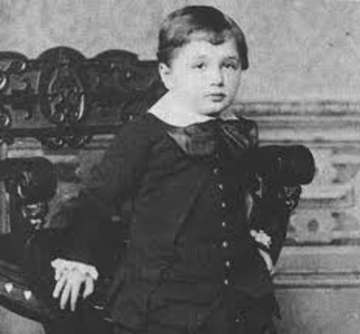 nacio albert einstein