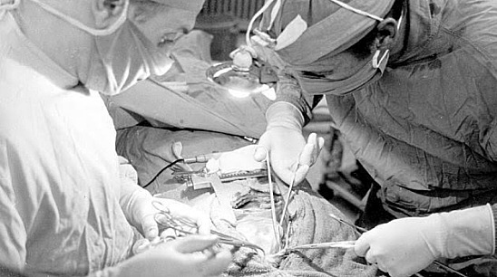 1957- primer implante de corazón