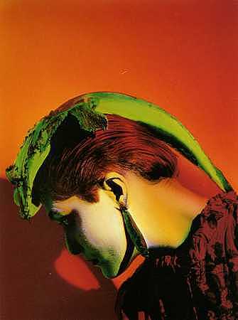 Vuelve a Madrid por una grave enfermedad, pero el arte sigue.