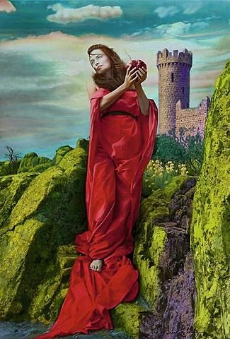 Publicó libros de poesía.