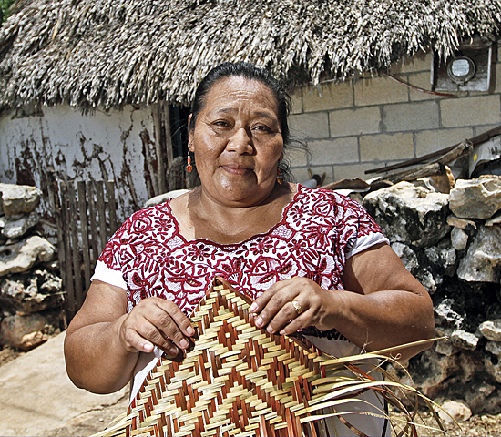 Época Preclásica (2000 a.C. – 250 d. C.) MAYAS