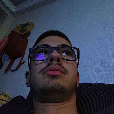 Timeline: Me cago en los muertos del feo de la portada