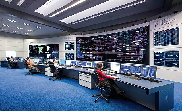 ESPAÑA APROBA O PROGRAMA HISPASAT.