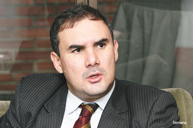 Miguel Nule dice que no tiene propiedades y que vive de su esposa