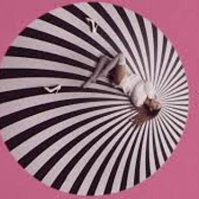 Timeline: Canciones de Ariana Grande