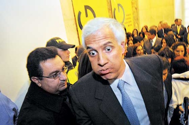 Procuraduría suspende por 90 días al alcalde Samuel Moreno