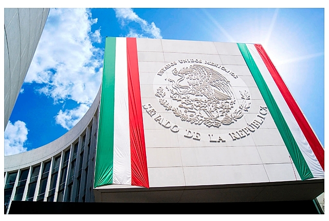 Se emite la primera Ley del Servicio Exterior Mexicano