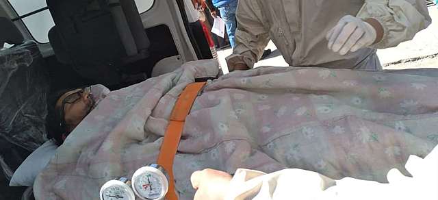 Médicos que hacían huelga tapiados en La Paz fueron dados de baja; demandaban el 10% para la salud