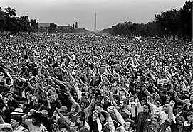 75,000 gay people participate in the March on Washington