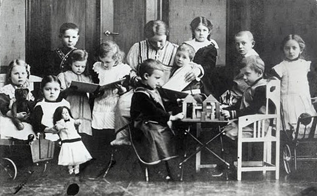 PRIMER ESTABLECIMIENTO DE PREESCOLAR