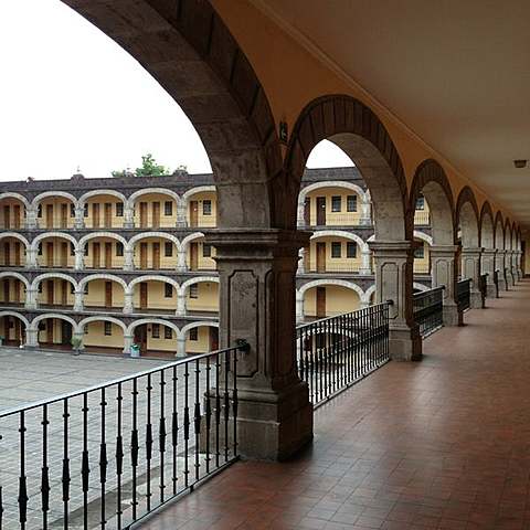 Creación del Seminario conciliar de México.