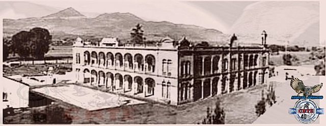 Fundación de la primer Escuela Normal Rural