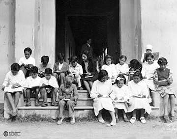 Fundacion de escuelas