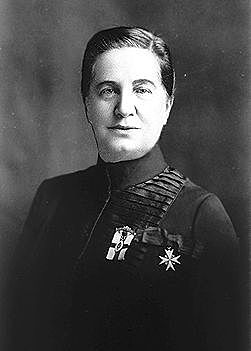 Emily Murphy - 1926 0, Social History