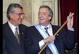 Asume Nestor Kirchnera a la presidencia