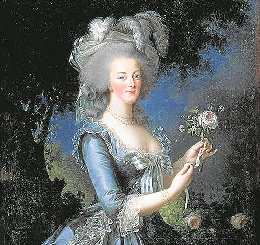 Ejecutan a Maria Antonieta