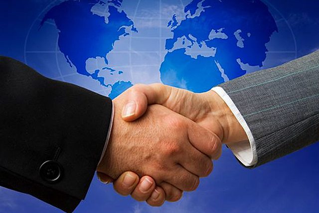 Liberación de Skilling y su reintegración al mercado