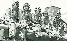 Parte el escuadrón 201 de la Fuerza Aérea Mexicana a las filipinas para combatir contra los japoneses