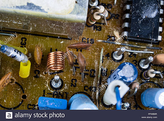 Aparecen los circuitos integrados(1958)