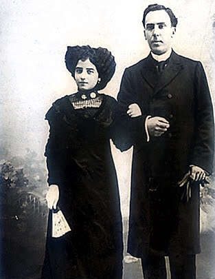 Married with Leonor izquierdo