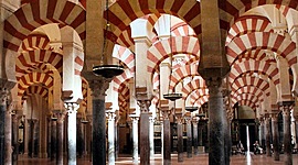 Timeline: La Edad Media: Tres culturas y un mapa político en constante cambio (711-1474).