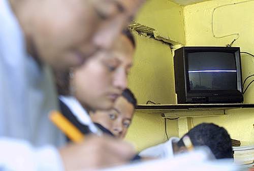 Puesta en marcha de la Telesecundaria