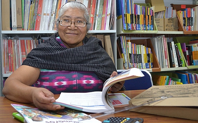 Se funda el Instituto Nacional para la Educación de los adultos INEA