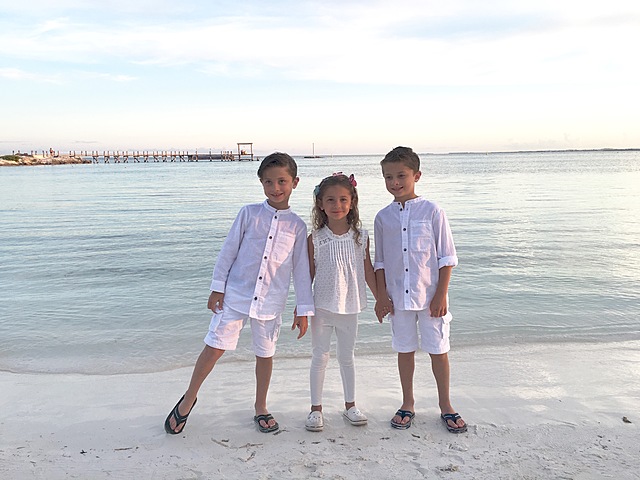 Fuimos a Cancun con mi familia y vimos a mis primos de Washington