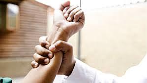 (1) APORTES A LA EDUCACIÓN