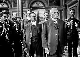 Renuncia a la presidencia