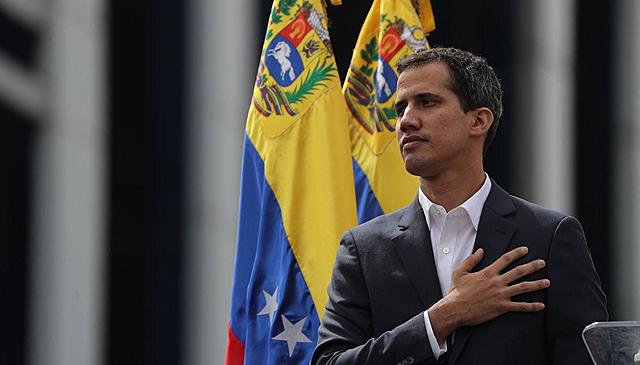 JUAN GUAIDÓ: DECLARADO PRESIDENTE INTERINO