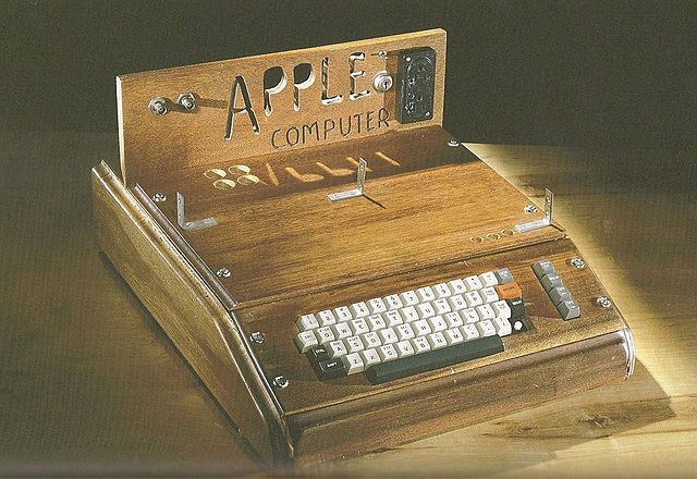 El primer Apple