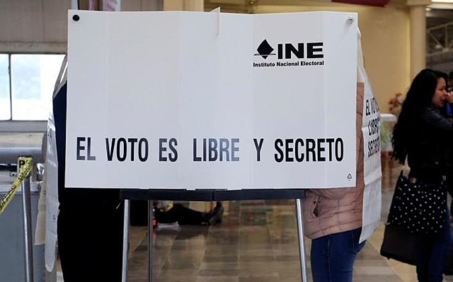 Se introducen las casillas de voto que permitían valorar las razones del voto del ciudadano