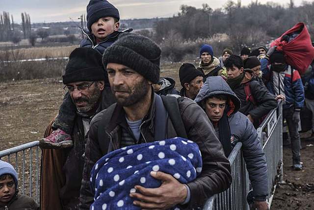 8 am: Los afganos y la crisis de inmigración en Europa