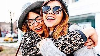 Conocí a mi mejor amiga "Nur"