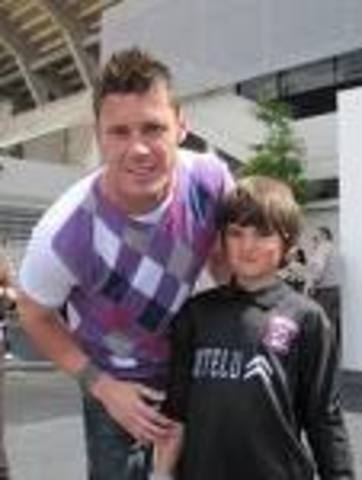 REPRUEVO E.D.F A CAUSA DE QUE ATACAVA A MIS COMPAÑEROS DE EQUIPO..MEJOR ARQUERO 7 AÑOS