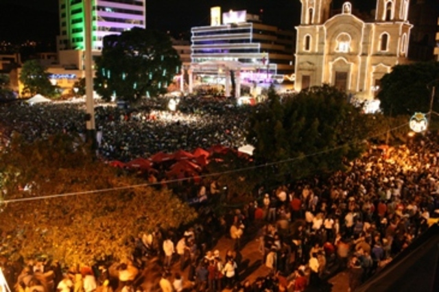 fui de paseopor primera vez  las fiestas de duitama y conoci la finca de los abuelos
