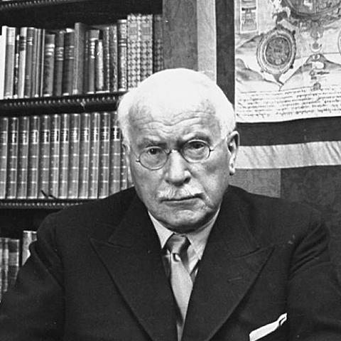 Carl G. Jung (1875 – 1961) - Psicoanalítica
