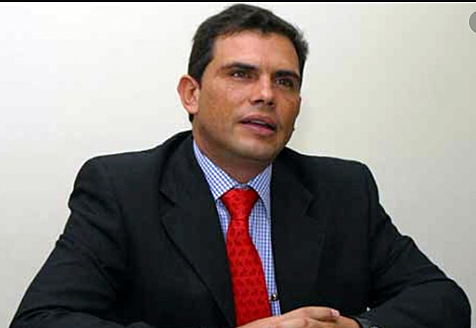 El Senador Álvaro Araujo Castro radicó Proyecto de Ley 130 de 2005