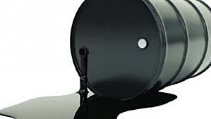 Alza de precio histórico del petróleo