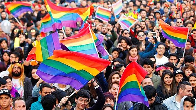 Se legaliza el matrimonio entre personas del mismo sexo