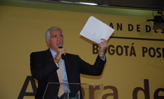 Procuraduría confirma apertura de investigación a Samuel Moreno