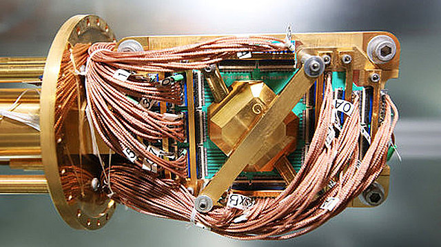 EL PROTOTIPO DE COMPUTADOR ACUANTICO