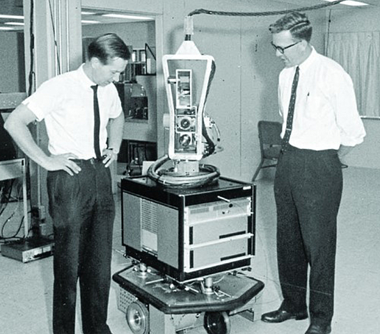 Primeros robots industriales