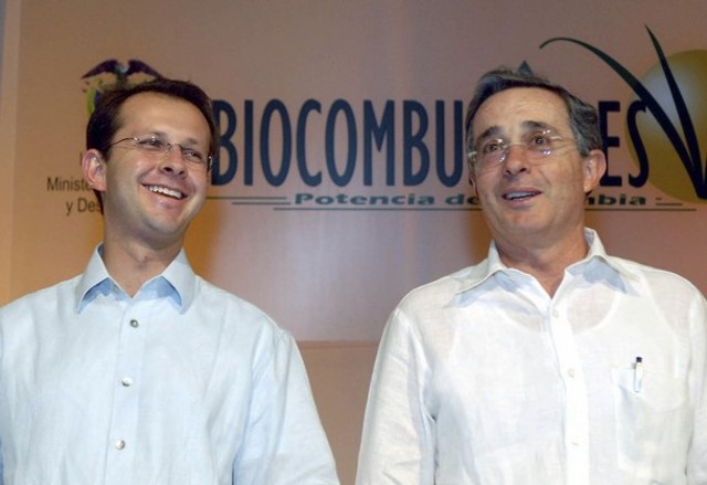 Uribe defendió la "honorabilidad" de Andrés Felipe Arias