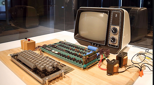 Comercialización del primer computador