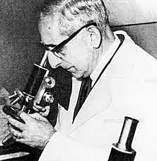 Giusseppe Brotzu descubrió las “cefalosporinas”