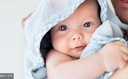 Follows moving objects