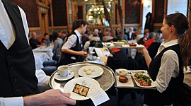 Timeline: origen y evolucion de los servicios de AyB