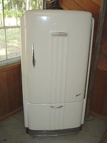 GE- 2 Door fridge
